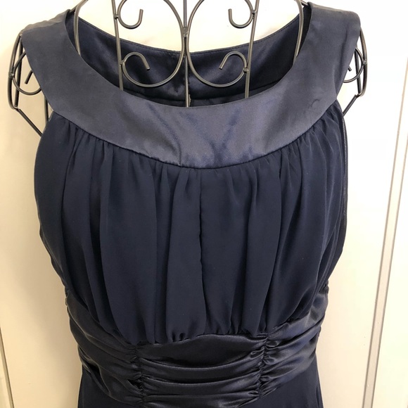 Navy chiffon dress size 6 - Picture 2 of 3